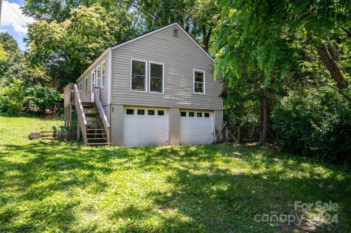 55 Sevier Street sold home in Jackson Park, Asheville, NC