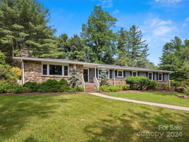 1 S Oak Forest Drive sold home in Oak Forest, Asheville, NC