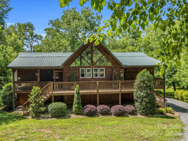 695 Willow Lakes Drive sold home in Willow Lakes, Rutherfordton, NC