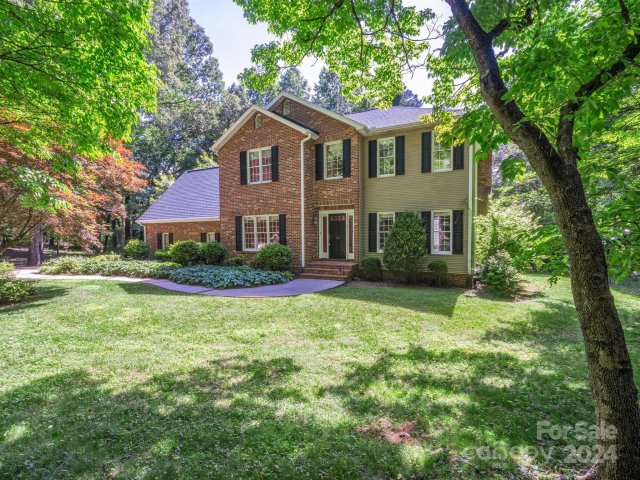 219 Squirrel Den Road sold home in Forest Hills, Rutherfordton, NC
