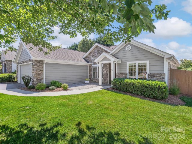 6 Slosman Drive sold home in Crowell Farms, Asheville, NC