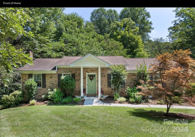 1999 Glenheath Drive sold home in Heatherwood, Hendersonville, NC