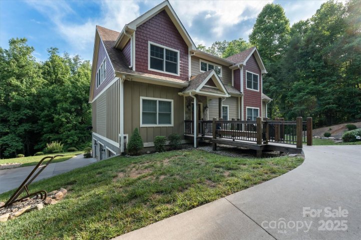 232 Sanctuary Way sold home in Firefly Mountain, Marshall, NC