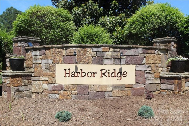 110 Twin Cove Drive active home in Harbor Ridge, Connelly Springs, NC