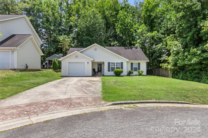 1702 Mission Oaks Street sold home in Mission Hills, Kannapolis, NC