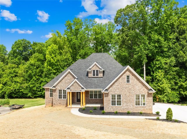 2627 Ashbourne Drive sold home in Waterford Green, Gastonia, NC