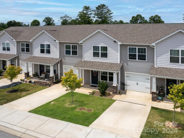 15 Benedict Lane sold home in Northridge Commons, Weaverville, NC
