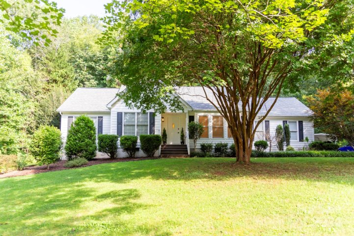236 Honeysuckle Drive sold home in Forest Hills, Rutherfordton, NC