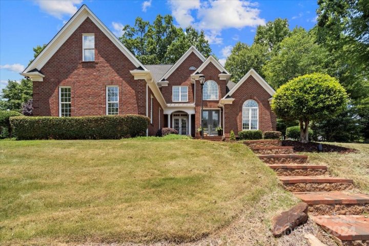 3457 Araglin Drive sold home in Waterford Green, Gastonia, NC