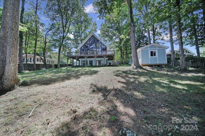 612 Edgewater Drive sold home in Paradise Point, Belmont, NC