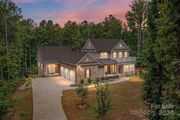 6619 Harbor Oaks Drive sold home in Harbor Oaks, Denver, NC