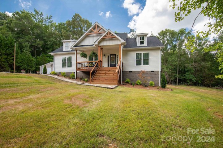 1601 Charlotte Highway sold home in Shiloh Farms, York, SC