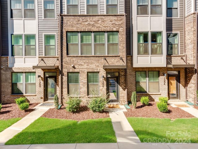 1306 Gleason Way sold home in South Tryon Townhomes, Charlotte, NC