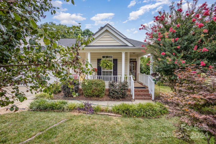 15028 Rothesay Drive sold home in Edinburgh, Charlotte, NC