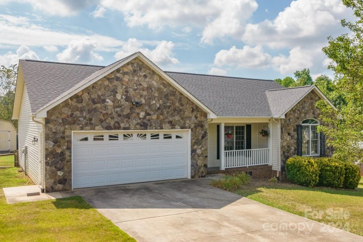 4916 Stone Drive sold home in Mill Stone, Conover, NC