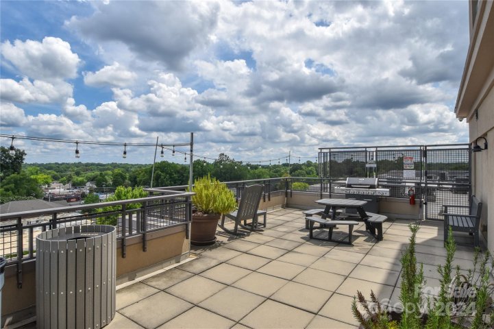 1315 East Boulevard 536 sold home in 1315 East Condominium, Charlotte, NC