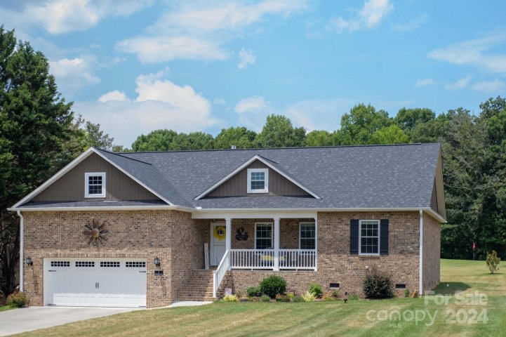 4 Morningside Drive sold home in Granada Farms, Granite Falls, NC