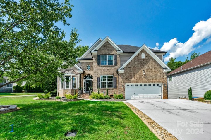 8120 Penman Springs Drive 14 sold home in Providence Grove, Waxhaw, NC