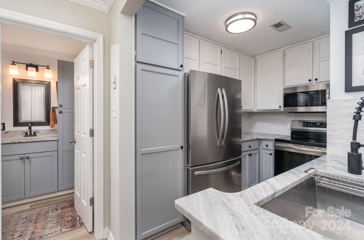 1101 Morehead Street 40 sold home in Latta Square, Charlotte, NC