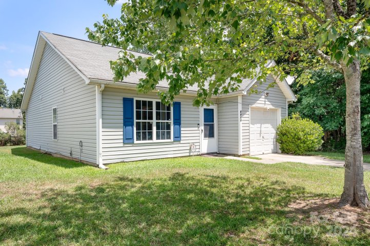 6923 Maddox Court sold home in Henderson Oaks, Charlotte, NC