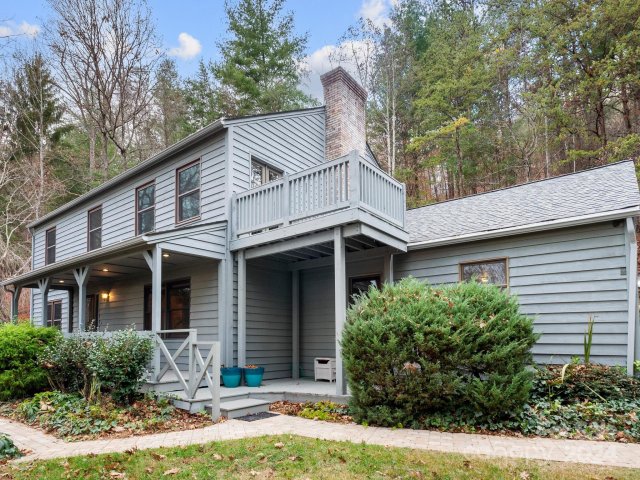 211 W Sondley Drive sold home in Sondley Estates, Asheville, NC