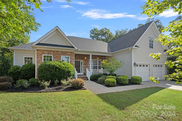 713 Trailhead Lane sold home in Pleasant Glen, Fort Mill, SC