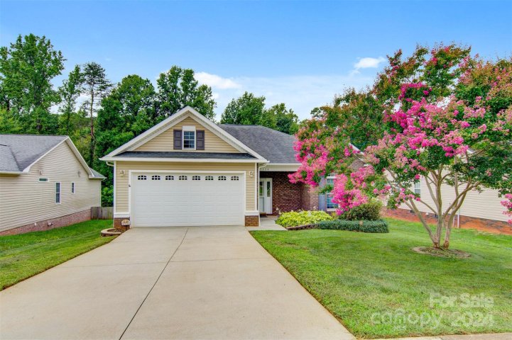 1528 Mayfair Drive sold home in Mayfair, Conover, NC