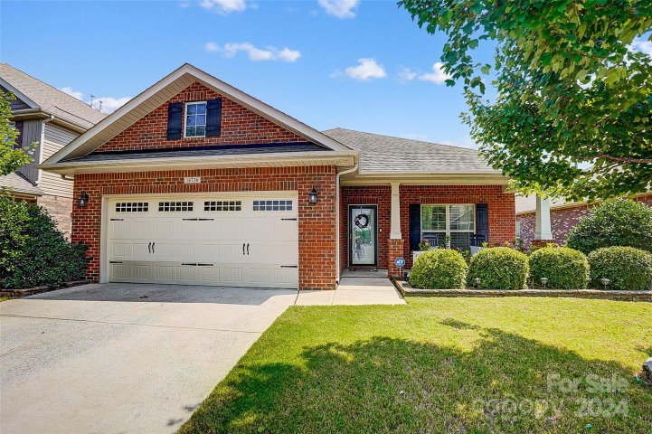 14736 Madison Hill Court sold home in Kingsbridge, Charlotte, NC