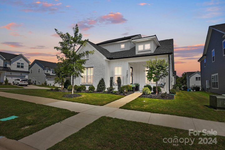 5101 Whitman Avenue sold home in Tennyson, Matthews, NC