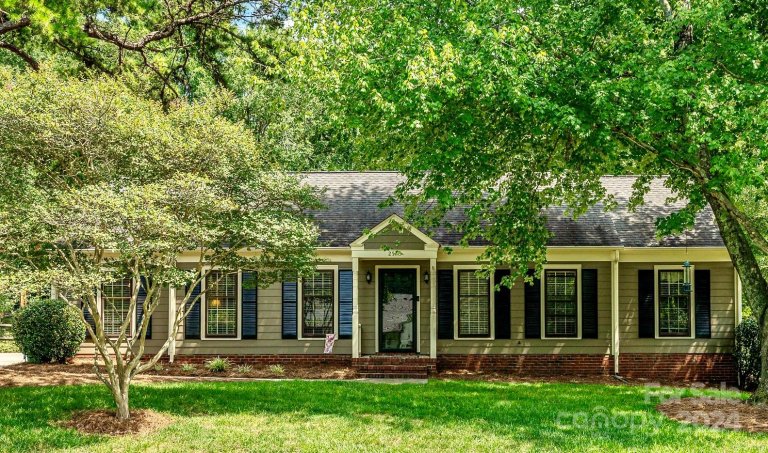 2523 Heidleburg Lane sold home in Oberbeck Farm, Charlotte, NC