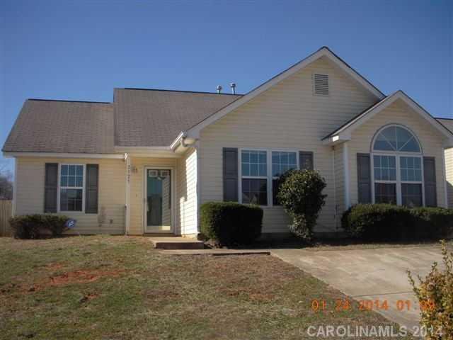 2325 Button Bush Court sold home in Slater Ridge, Charlotte, NC