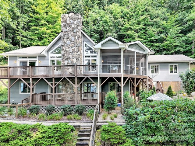 2525 Eagles Nest Road sold home in Laurel Ridge Country Club, Waynesville, NC