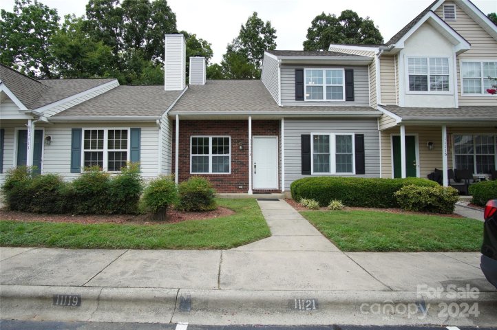 11113 Whitlock Crossing Court sold home in Roxborough, Charlotte, NC