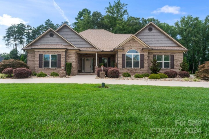 322 Stone Ridge Drive sold home in Stone Ridge, Salisbury, NC