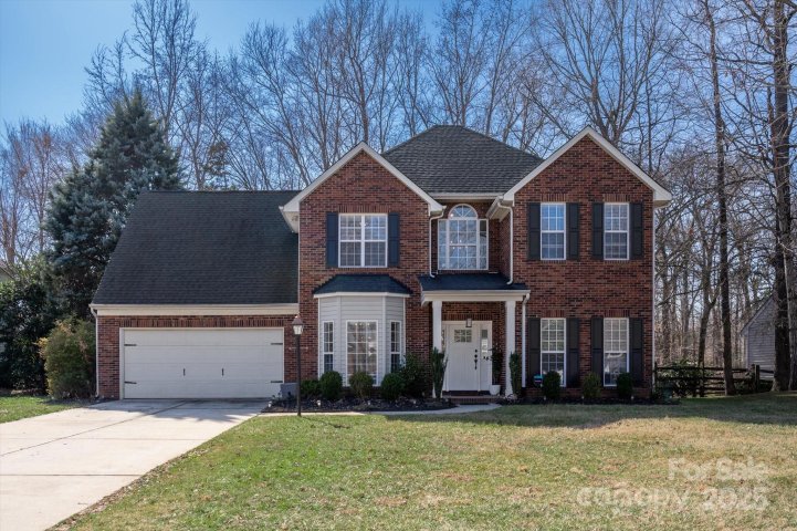 1424 Moonstone Drive sold home in Thornblade, Matthews, NC
