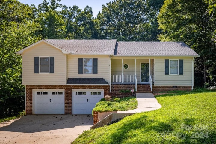 202 New Orleans Boulevard sold home in Hermitage East, Morganton, NC