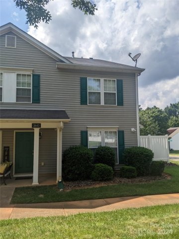 2643 Meadow Knoll Drive sold home in Meadow Hill, Charlotte, NC