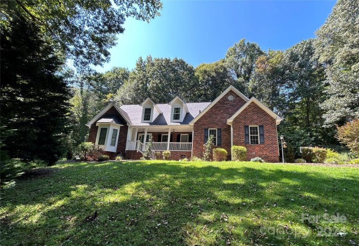 926 Courtney Court sold home in Town Creek, Concord, NC