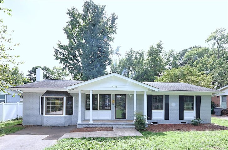 4308 Winedale Lane sold home in Crestmont, Charlotte, NC