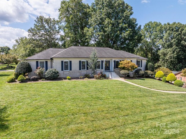 2511 Stradford Drive sold home in Landsdowne, Gastonia, NC