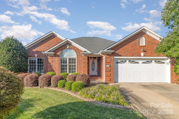 2123 Pinefield Court sold home in Waterford Place, Gastonia, NC