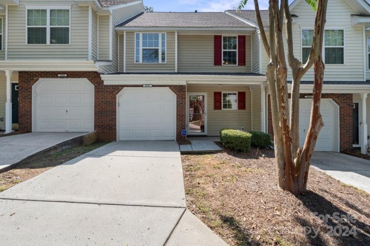 2692 Brackley Place sold home in Oxford Commons, Concord, NC