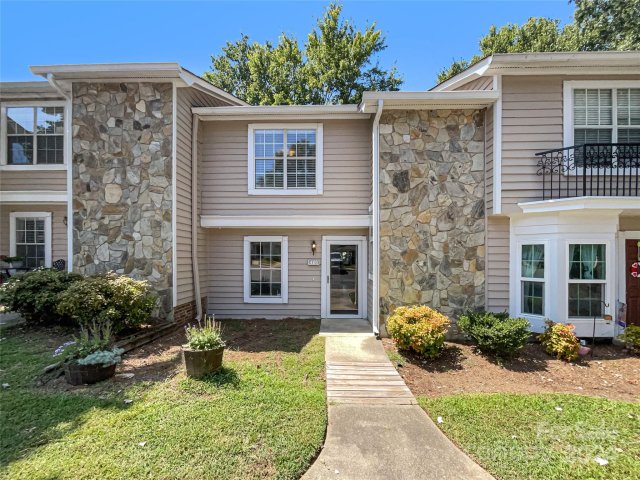 403 Heritage Parkway sold home in Manor Lake, Fort Mill, SC
