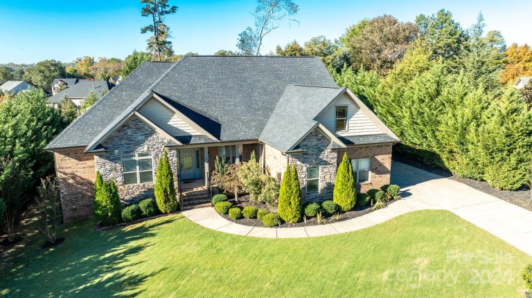 3005 Applewood Point Lane sold home in Lakepoint, Belmont, NC