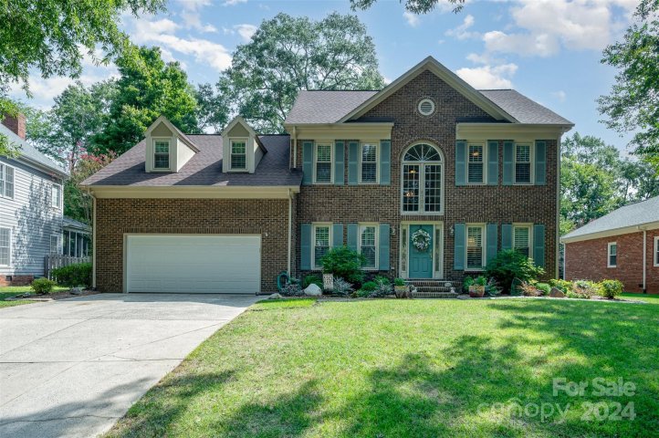 6705 Lyndonville Drive sold home in Hunters Gate, Charlotte, NC