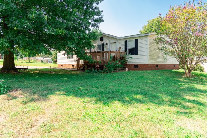 1215 Harbin Court sold home in Mountain Meadows, Bessemer City, NC