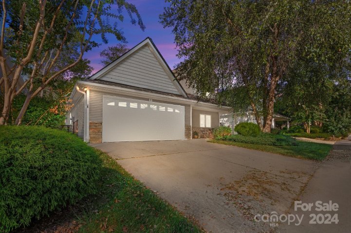 43 Beekeeper Trail sold home in Bee Tree Village, Swannanoa, NC