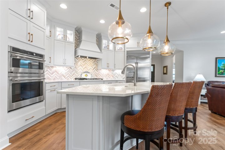 1353 Millview Lane sold home in The Courtyards on Lawyers Road, Matthews, NC