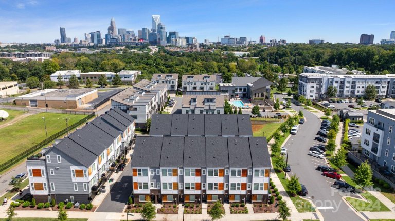 2139 Bryant Park Drive sold home in Bryant Park Terraces, Charlotte, NC