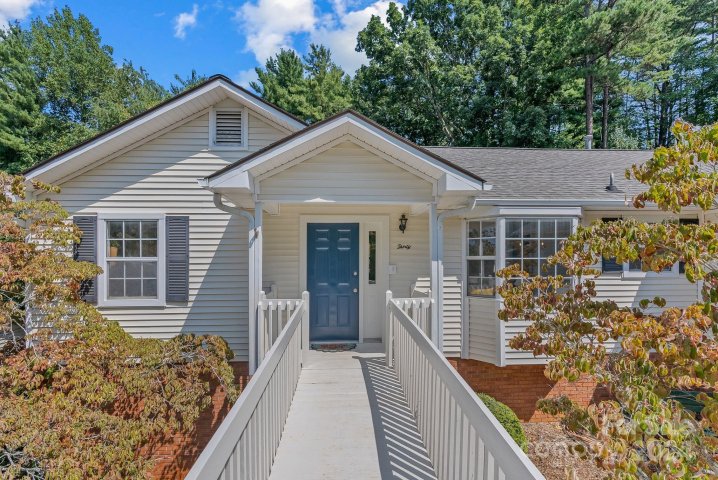 30 Park Avenue sold home in Park Avenue, Asheville, NC